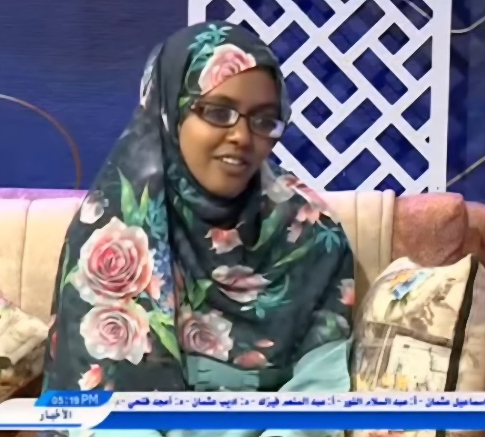 قصة الطالبة التي اتهمت بالغش.. ماذا قالت زميلتها 11 توجيهات عاجلة بشأن قضية الطالبة عائشة