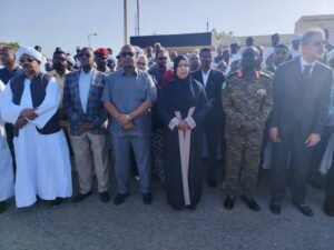 وصول طائرة فقيد البلاد الدكتور إيلا مطار بورتسودان 12 وصول طائرة فقيد البلاد الدكتور إيلا مطار بورتسودان