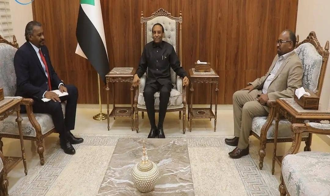 مشاورات مع صندوق النقد والبنك الدوليين لإعفاء ديون السودان 11 IMG 20251028 WA0027