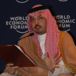 تكريم مواطن سعودي بسبب أسرة سودانية 12 تكريم مواطن سعودي بسبب أسرة سودانية