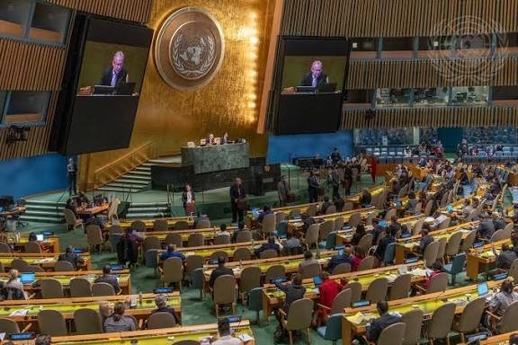 تسامح نيوز تتحصل على نسخة منه.. مجلس حقوق الإنسان يصوت على مسودة مشروع لوقف إطلاق النار 11 images 12 2