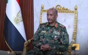 ماذا دار بين البرهان وهذا الوالي؟ 