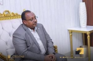 ماذا دار بين البرهان وهذا الوالي؟ 