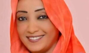 أمل أبوالقاسم: امرأة في مواجهة العاصفة الاقتصادية