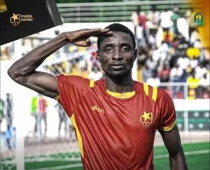 عملية جراحية معقدة لنجم كبير