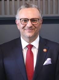 البرهان يضع شرطا قاسيا لمشاركته في المبادرة الأمريكية