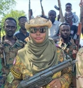 قصة حياة مثيرة.. مراسل حربي آسيا الخليفة