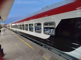 عزمي عبد الرازق: آه منك يا زمن النزوح!!