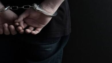 القبض على لص بسرقة مراوح مسجد 14 اعتقال ناشطين بمدينة شهيرة.. ماذا هناك؟
