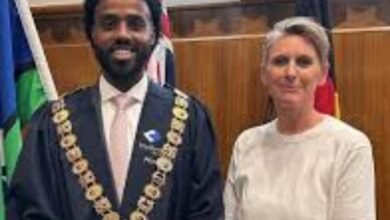 انتخاب السوداني محمد سمره عمدة لمدينة ماريبيرنونغ الأسترالية 15 IMG 20251124 WA0012 1