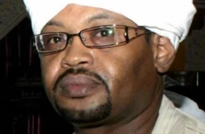 محمد عبدالقادر: لَمْ يعُد "شريفا" بعد الحرب... 11 Screenshot 20250518 160134 Chrome