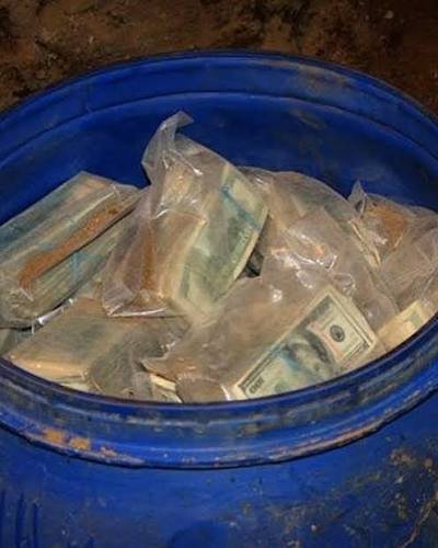 ضبط عصابة تبحث عن اموال الميلشيا المدفونة 11 images 44 1