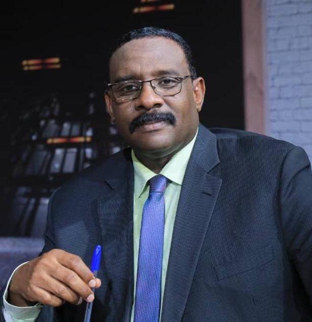 الترابي ونظارة زرقاء اليمامة