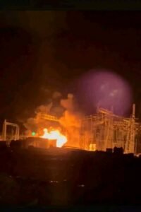 هجوم مسيرات العدو لقطاع الكهرباء.. كيف ينظر له الخبراء!!