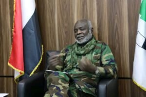 قضايا الطلاب أمام وزير المالية وجبريل يتعهد 14 قضايا الطلاب أمام وزير المالية وجبريل يتعهد