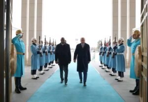 البرهان إلى دولة صديقة