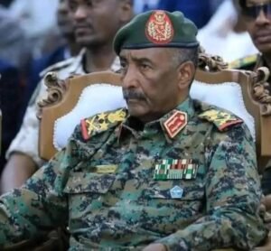 تطورات متسارعة.. البرهان إلى قطر وكامل إدريس إلى واشنطن 