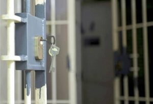 اطلاق سراح عدد من المعتقلين بعد 18 عامًا بدولة مجاورة