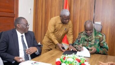 المالية وصندوق النقد العربي يتفقان على حلول مرضية للمديونية 17 IMG 20251209 WA0074