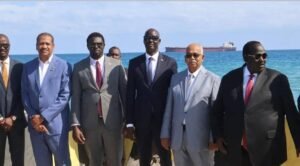وزير الطاقة يلتقي وفد جنوب السودان ويعلن عن الاستعداد لتصدير النفط 12 وزير الطاقة يلتقي وفد جنوب السودان ويعلن عن الاستعداد لتصدير النفط