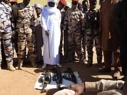 القبض على عصابة خطيرة بحدود السودان وتشاد 13 القبض على عصابة خطيرة بحدود السودان وتشاد
