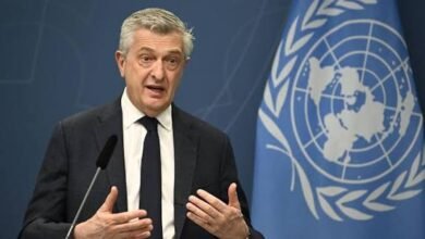 مسؤول أممي يزور معسكر الدبة ويعبر عن صدمته.. ماذا وجد!! 15 images 2 3