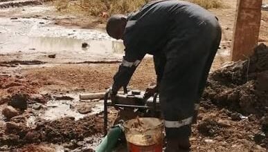 إنقطاع المياه بأحياء واسعة بالخرطوم وهيئة المياه تكشف الأسباب 15 images 2025 12 26T165926.770