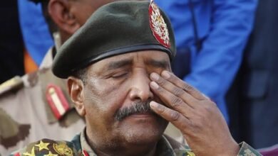 دموع البرهان وسط الجماهير عن ماذا تعبر !! 14 images 51