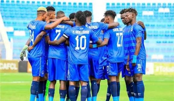 مقلب للهلال في هذا الحارس 11 images 91 2