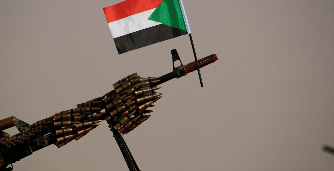 قصف تجمعات المليشيا بالمثلث وطائرة أسلحة قطرية تهبط ببورتسودان !