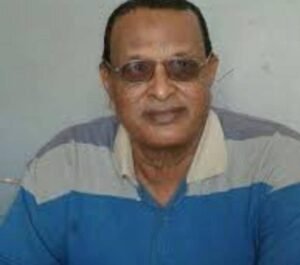 تعافي شاعر كبير من جلطة