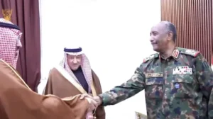 مسؤول سعودي يلتقي البرهان ويطرح تفاصيل مبادرة ولي العهد 12 مسؤول سعودي يلتقي البرهان ويطرح تفاصيل مبادرة ولي العهد