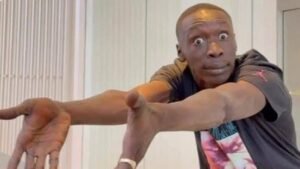 أشهر تيك توك في العالم يبيع صورة وجهه.. ما قصته!! 12 أشهر تيك توك في العالم يبيع صورة وجهه