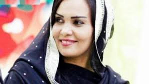 صحفية شهيرة تكشف حقيقة احتلال نظامي لمنزلها