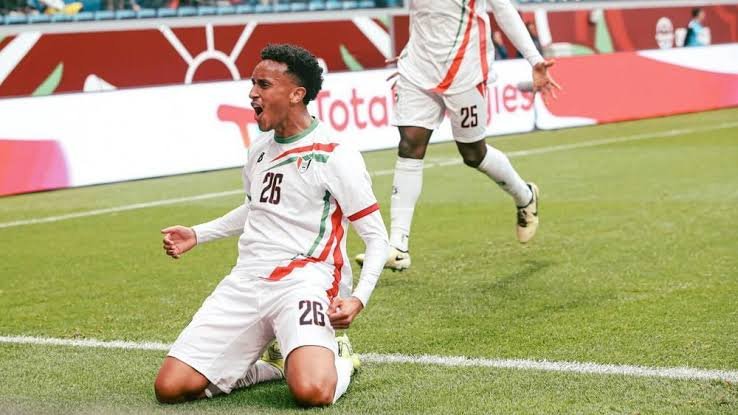 صراع جزائري و ليبي حول لاعب سوداني 11 images 15 7