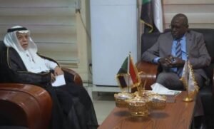لقاء بين وزير النقل السوداني والسفير السعودي