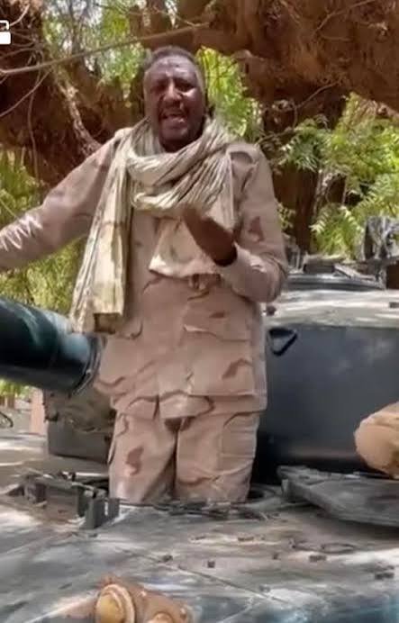 عبد الرحيم دقلو يخدع جنوده ماذا فعل؟! 11 images 82 1