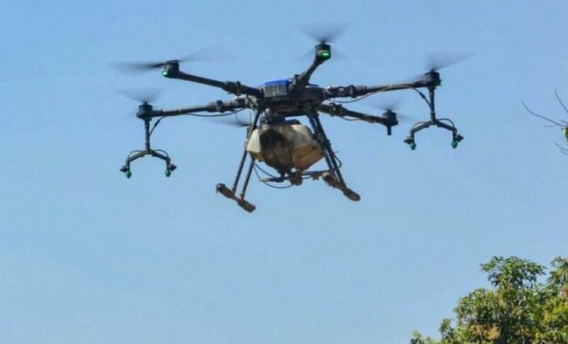 بكفاءة فائقة وبسالة متناهية.. الجيش يسقط مسيرة للمليشيا! 11 طائرة مسيرة 802x485 1