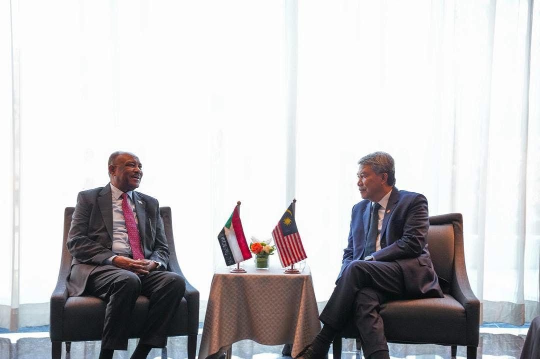 توافق سوداني ماليزي لتعزيز الشراكة وإحياء الإتفاقيات ! 11 IMG 20260209 WA0009