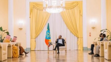 وزير الخارجية السعودي يلتقي آبي أحمد!!