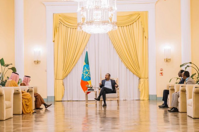 وزير الخارجية السعودي يلتقي آبي أحمد!!