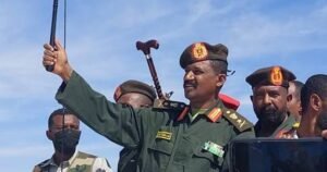 لقاء بين كيكل وأمير دار حمر أزال الإحتقان والمتاريس .. تفاصيل ما جرى!!