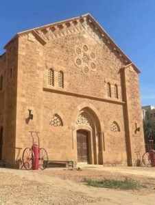 بريطانيا تتخذ خطوة مهمة تجاه القصر الجمهوري!!