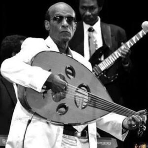 أسرة الراحل ود الأمين تحذر هؤلاء