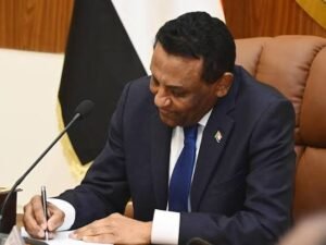 أسئلة مشروعة حول أداء مجلس الوزراء!! 12 أسئلة مشروعة حول أداء مجلس الوزراء!!