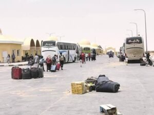 العائدون عبر معبر أرقين يصطدمون بمفاجأة ! 