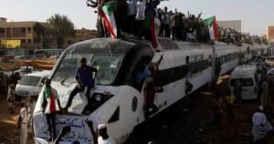 تفاصيل إستئناف رحلات قطار عطبرة – الخرطوم https://www.google.com/url?sa=t&source=web&rct=j&opi=89978449&url=https://www.facebook.com/photo.php%3Ffbid%3D166317175483671%26id%3D100063161683499%26set%3Da.114768760638513%26locale%3Dbe_BY&ved=2ahUKEwiJmY6839CSAxUxOfsDHWOGJ2cQr4kDegQIHxAA&usg=AOvVaw35aa7NOI-vddcQV_-NN4Wa