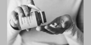 فتاة تحاول الإنتحار نهار رمضان