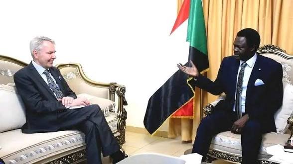 مبعوث الأمم المتحدة يبلغ مناوي أمر مهم بشأن دارفور 11 images 59 2