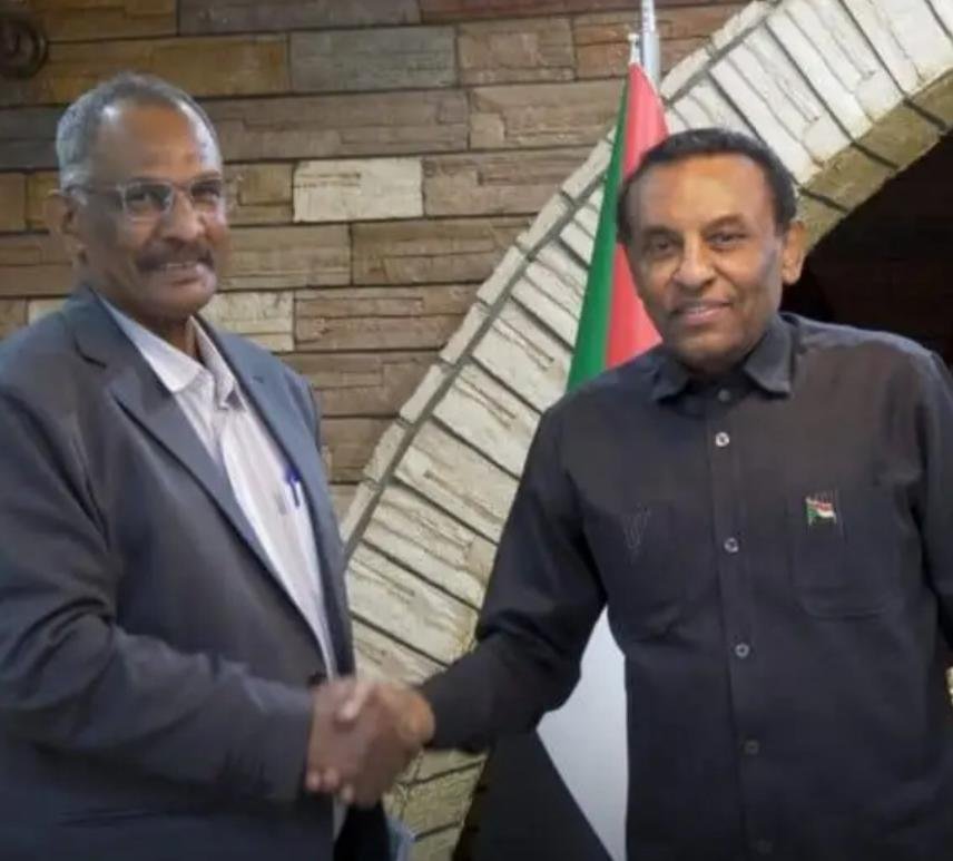 رئيس لجنة الأمل الطوعية يكشف عن خطة طموحة لعودة السودانيين.. تفاصيل 11 IMG 20260414 WA0063